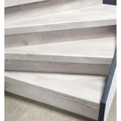 Traptrede Canton Licht Eiken - 136 cm^ Traprenovatie & Trapbekleding